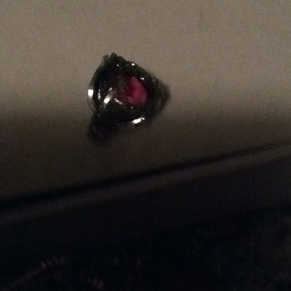 Ring - Picture 7 of 8